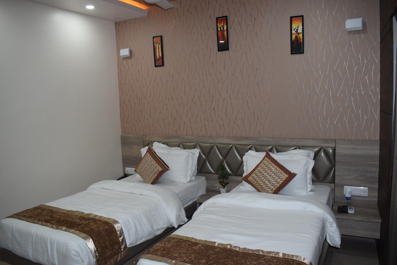 Hotel Welkin Residency Tezpur Buitenkant foto