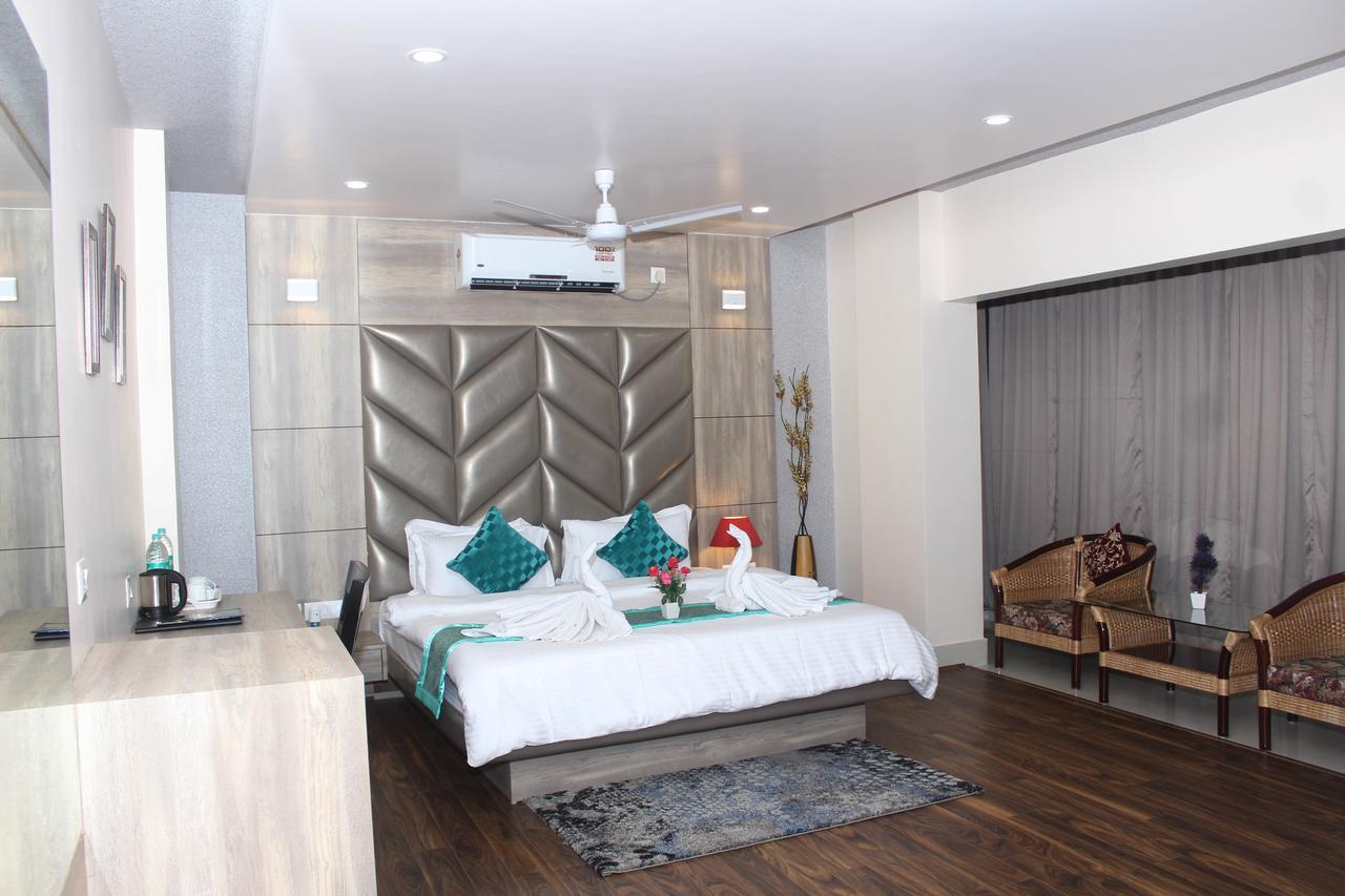 Hotel Welkin Residency Tezpur Buitenkant foto
